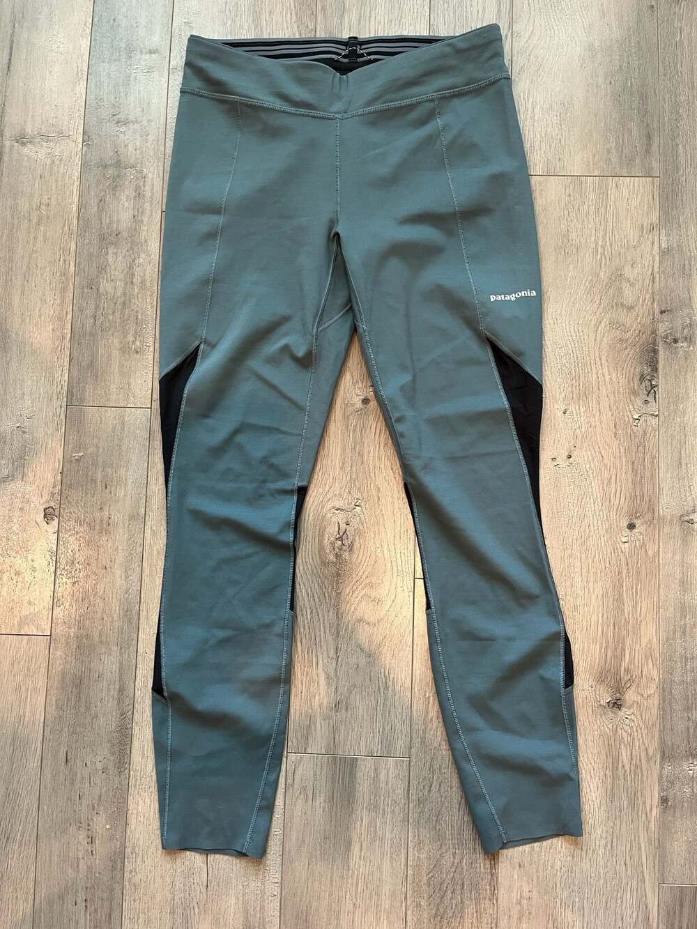 Patagonia Women's Endless Run Tights - Plume Grey/Black